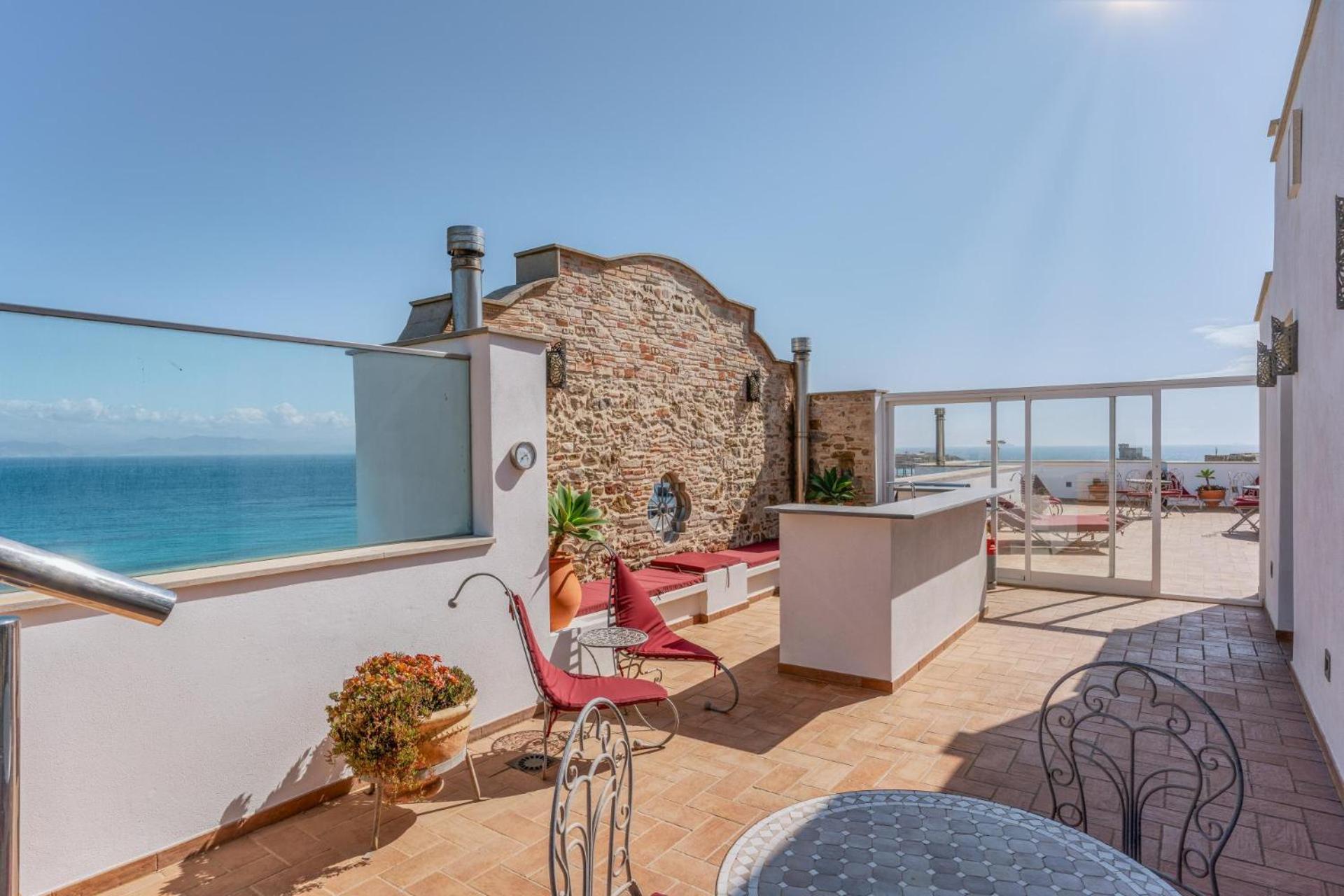 Apartamentos La Residencia Тарифа Екстериор снимка