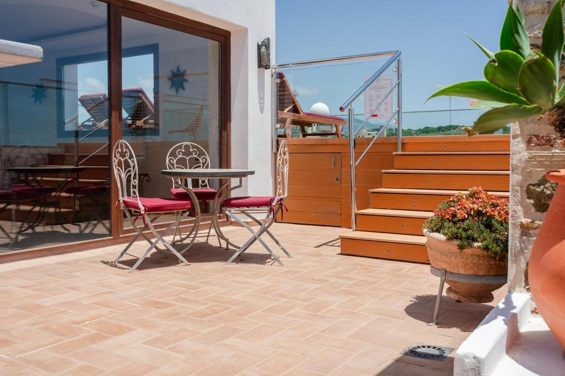 Apartamentos La Residencia Тарифа Екстериор снимка