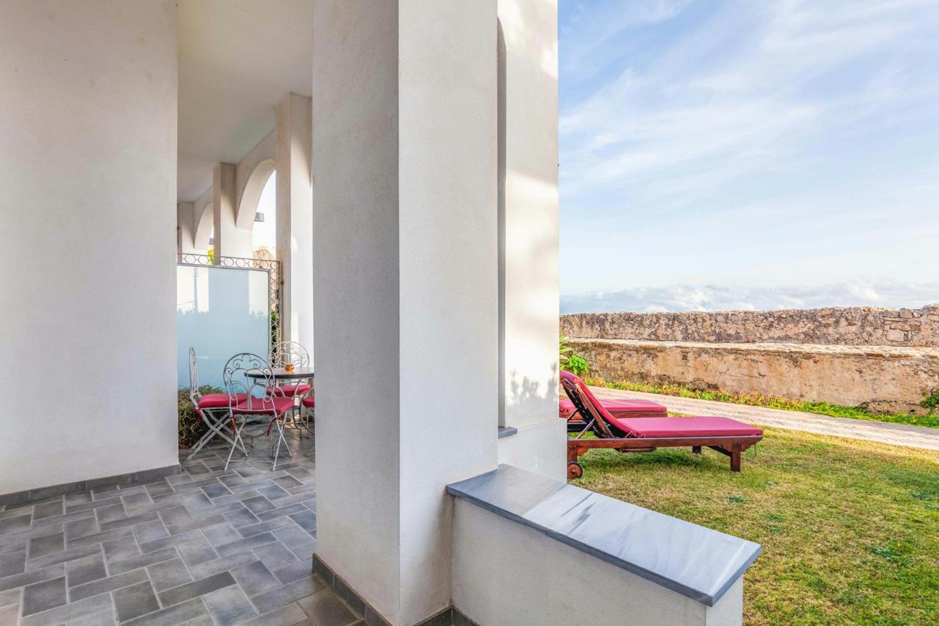 Apartamentos La Residencia Тарифа Екстериор снимка